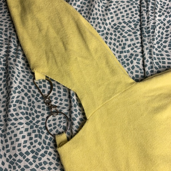 No hard feelings sweater - Picture 2 of 8